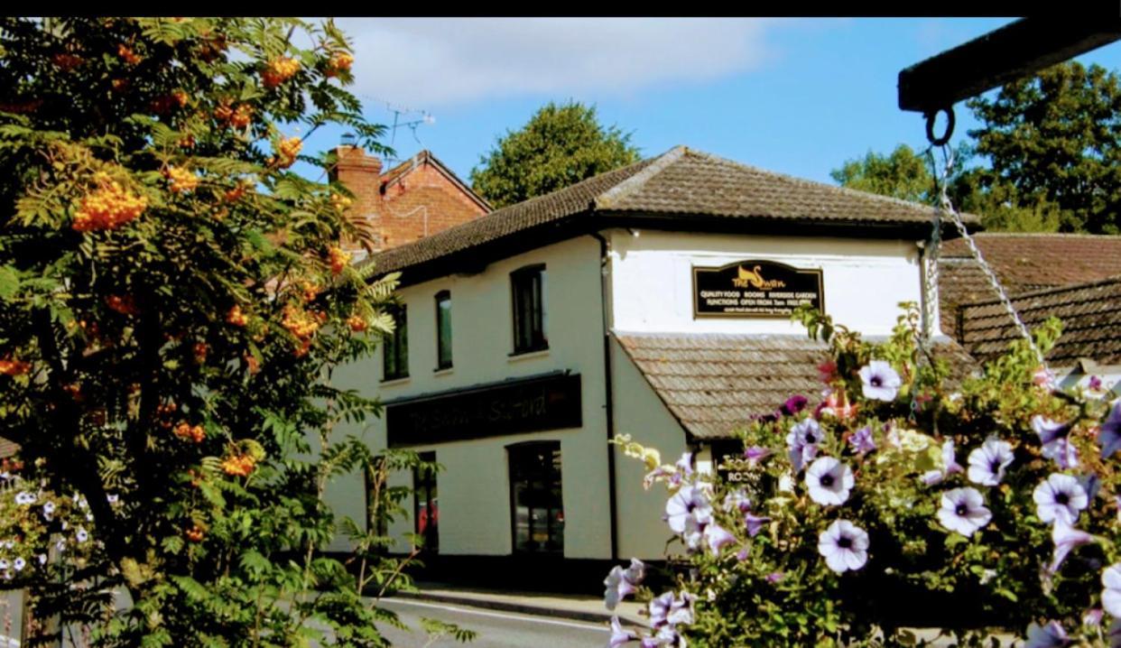 Hotel The Swan @ Stoford Esterno foto The Old Post Office, Great Haywood